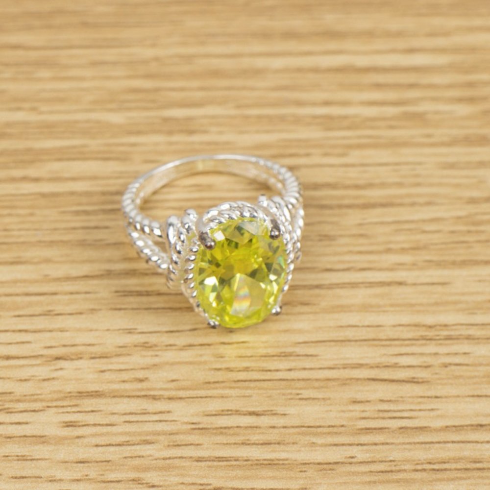 NVC Silver Tone with Green Stone Ring - Size 7